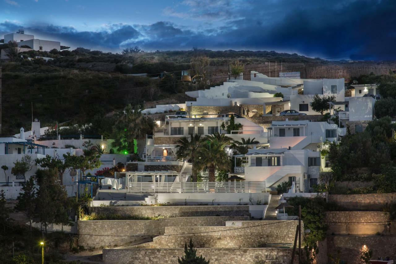 Alexandros Village Adamantas  Luaran gambar