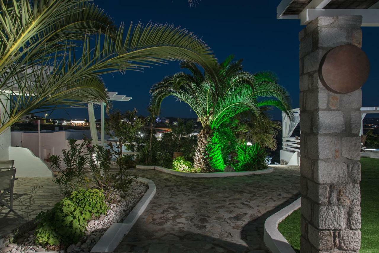 Alexandros Village Adamantas  Luaran gambar
