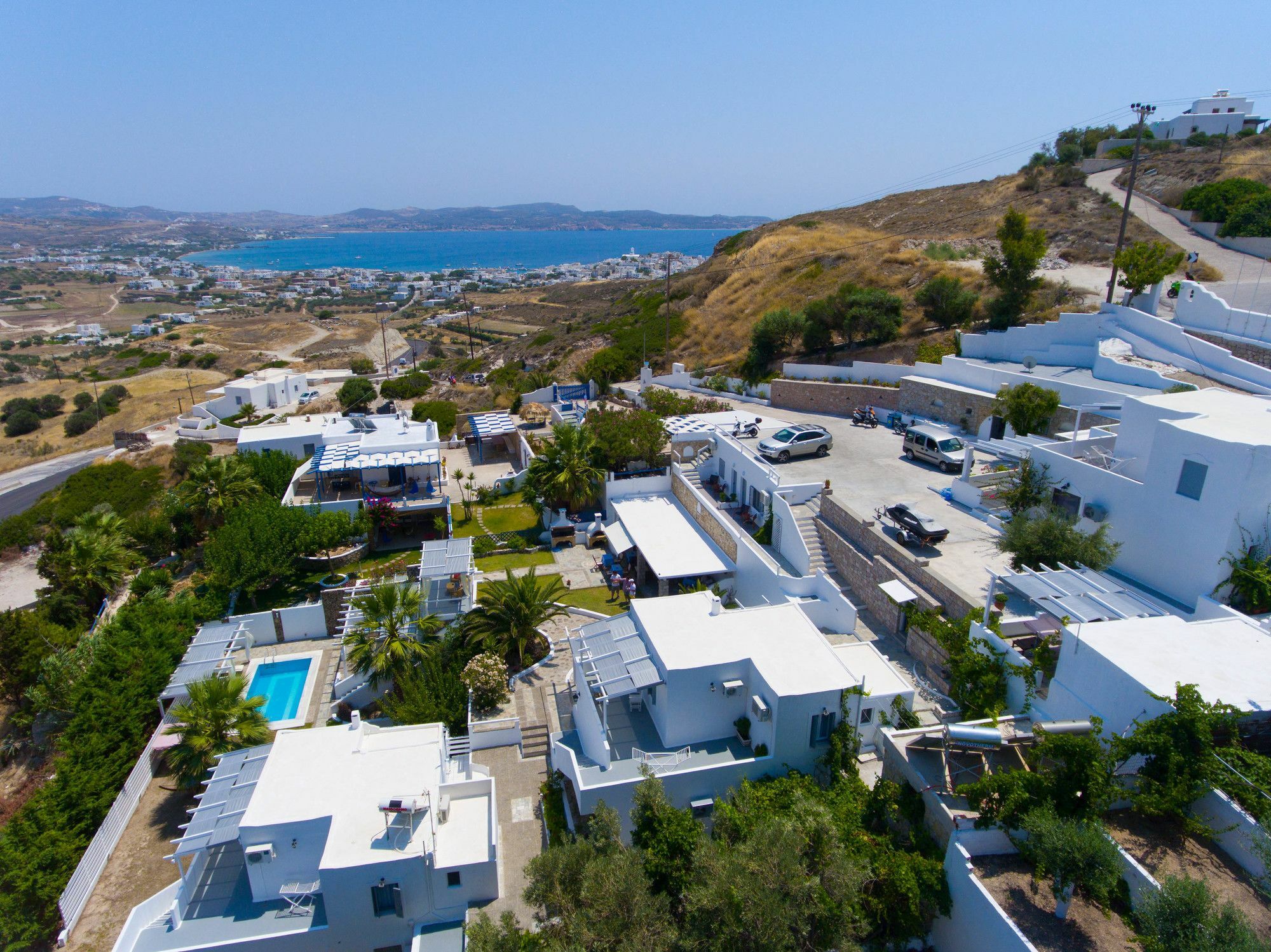 Alexandros Village Adamantas  Luaran gambar